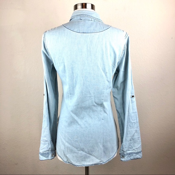 RD Light Wash Denim Long Sleeve Snap Button Top - Picture 4 of 8